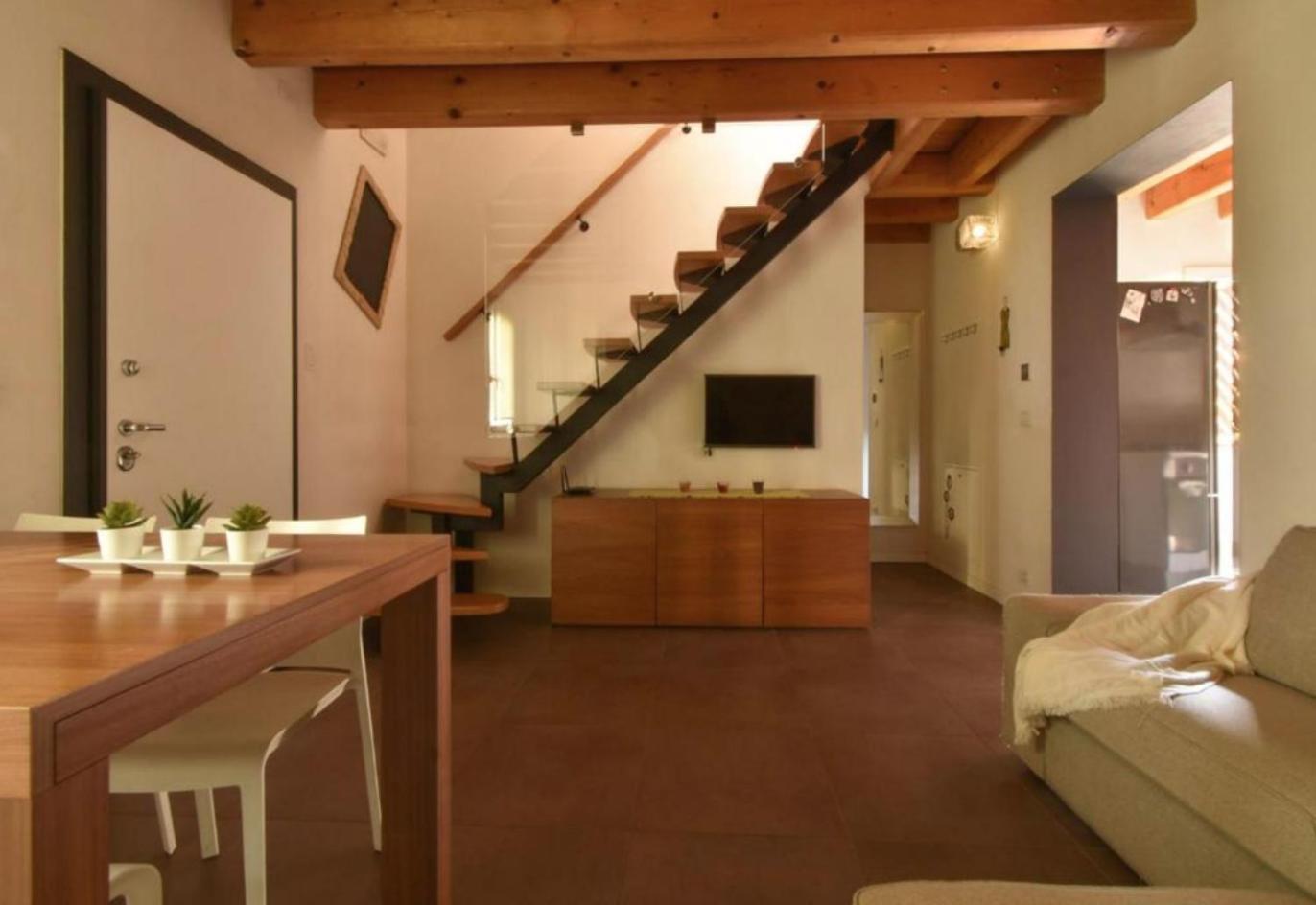 Welc-om Golden Apartment